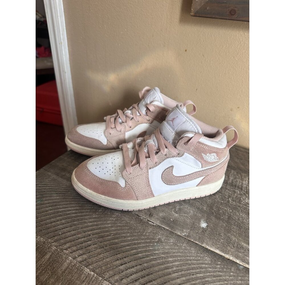 Nike Air Jordan 1 Mid SE White Sail Legend Pink - Size 2 Youth